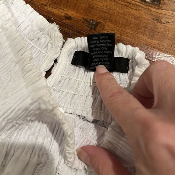 NWT Simply Vera Vera Wang Medium Smocked Neck Day Dress White - Picture 12 of 12